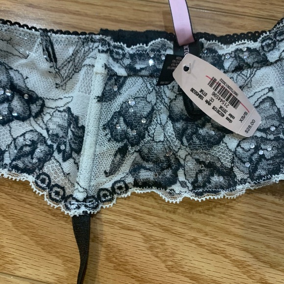 Victoria Secret SLT Garter XS NWT - Picture 3 of 6